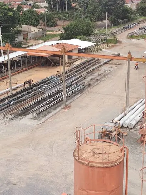 Postes de concreto em Pirambu